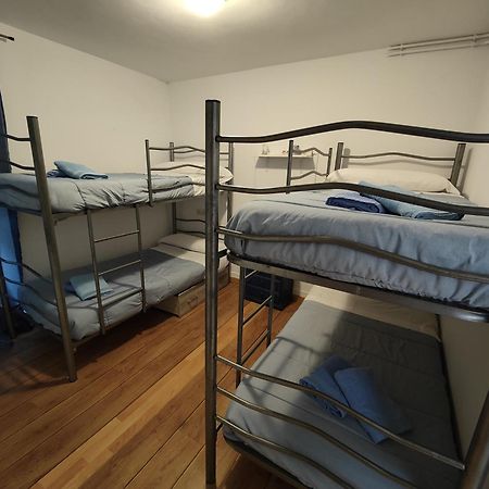 Albergue Vintecatro Кальдас-де-Рейес Экстерьер фото
